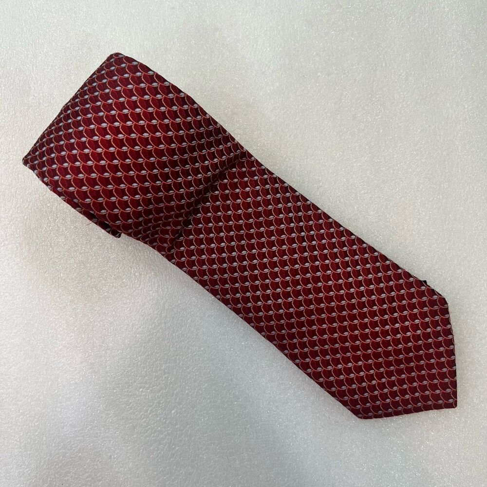 Hart Schaffner Marx Men's Silk Tie Burgundy Red Silver Scale Pattern Necktie